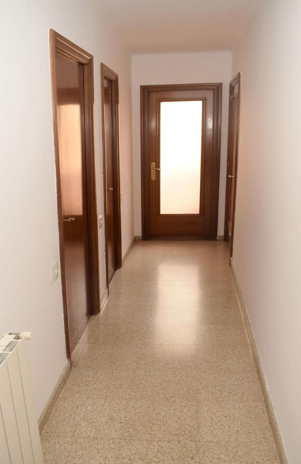 Apartamentos Atlas Terrassa IV Екстериор снимка
